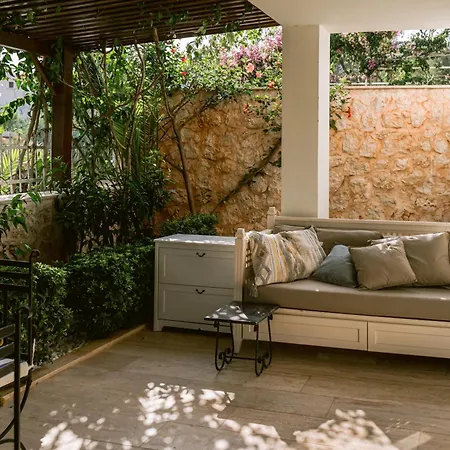 Eco Lalaland Villa